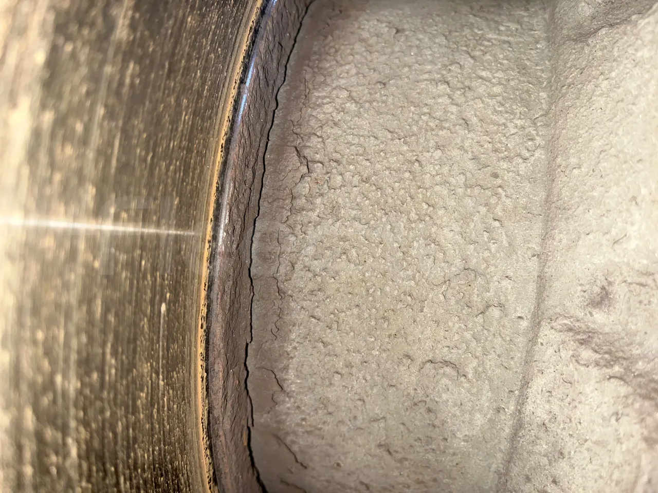 Van Hool A330 330 - EUR4 - 206kW - 12m - front discs left