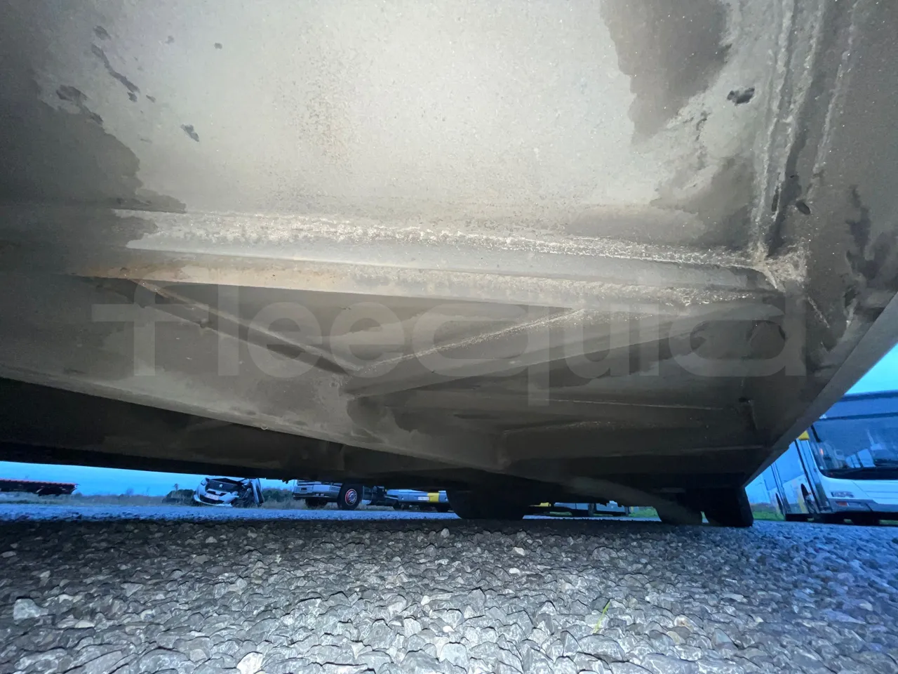 Van Hool A330 330 - EUR4 - 206kW - 12m - central undercarriage photo