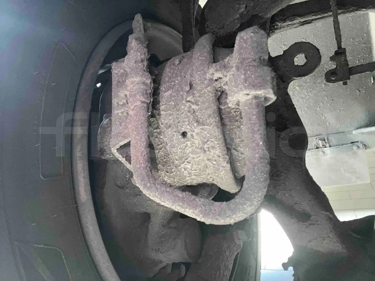 Man Lion's Intercity - front brake calipers right