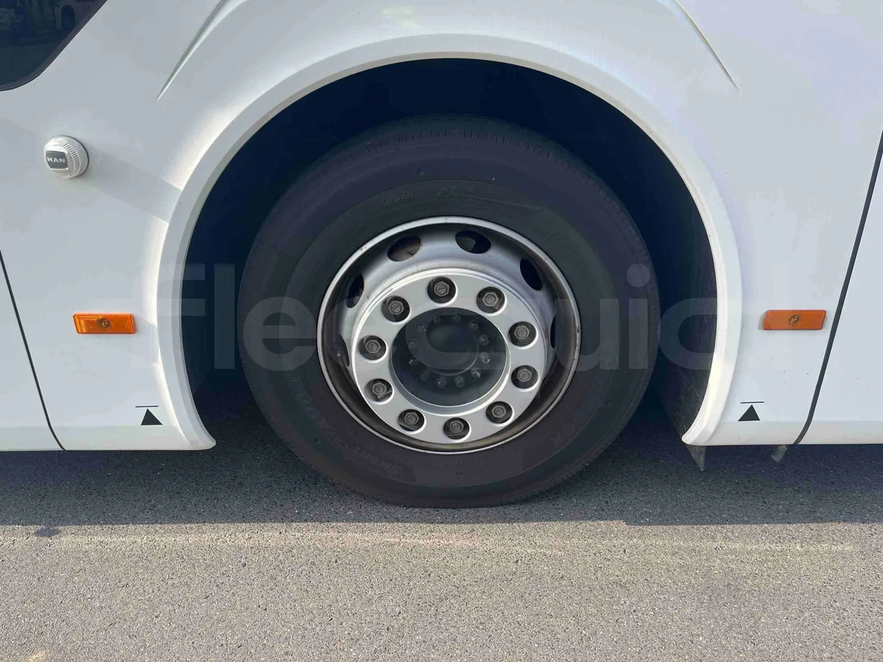 Man Lion's Intercity - tread condition front tires left