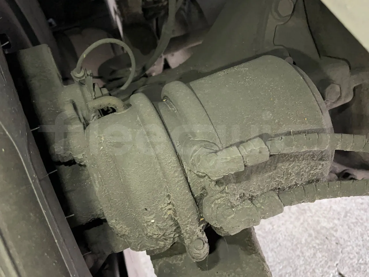 Iveco Crossway CBCWE3-00 - Euro 6 - 265 Kw - 12.962mt - axle 2 caliper brakes right