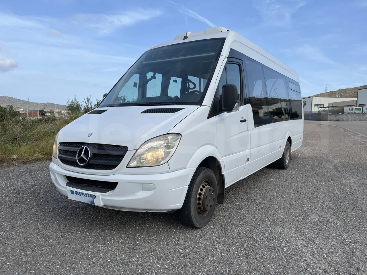 Mercedes-Benz Sprinter O 515 NF - Euro4 - 110kW - 7.700mt - 3/4 front left
