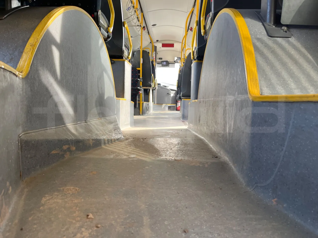 Solaris Urbino 12 - Euro6 - 240kW - 12mt - seat brackets photo