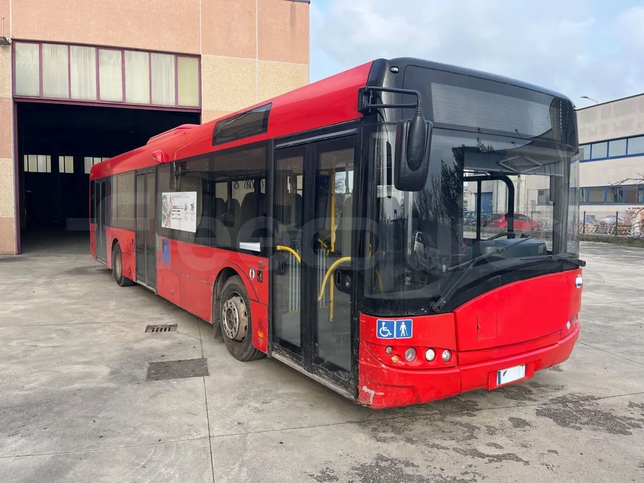 Solaris Urbino 12 - Euro6 - 240kW - 12mt - Base cover photo