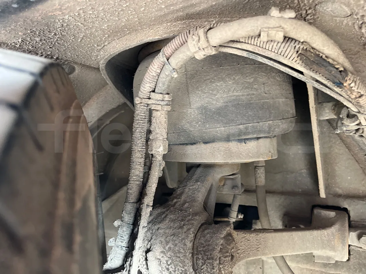 Solaris Urbino 12 - Euro6 - 240kW - 12mt - front air springs right