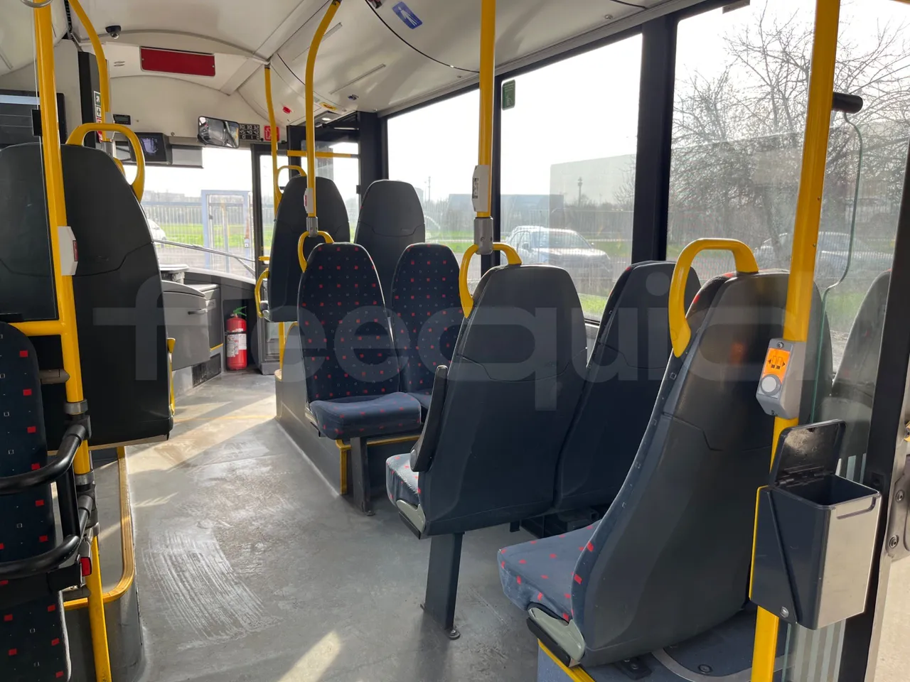 Solaris Urbino 12 - Euro6 - 240kW - 12mt - forward view middle aisle