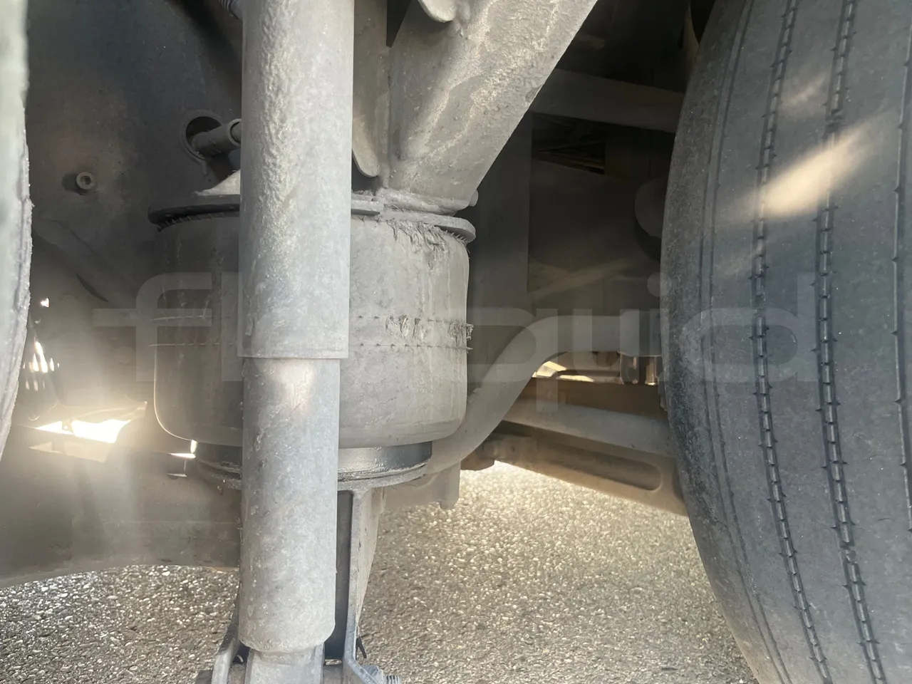 Volvo B12B 6X2 - EUR4 - 338kW -14.995m - front axle central