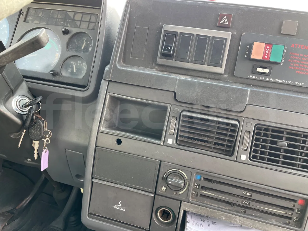 Iveco Turbo Daily A45E10 - EUR2 - 76kW - 6.880 - onboard devices 1