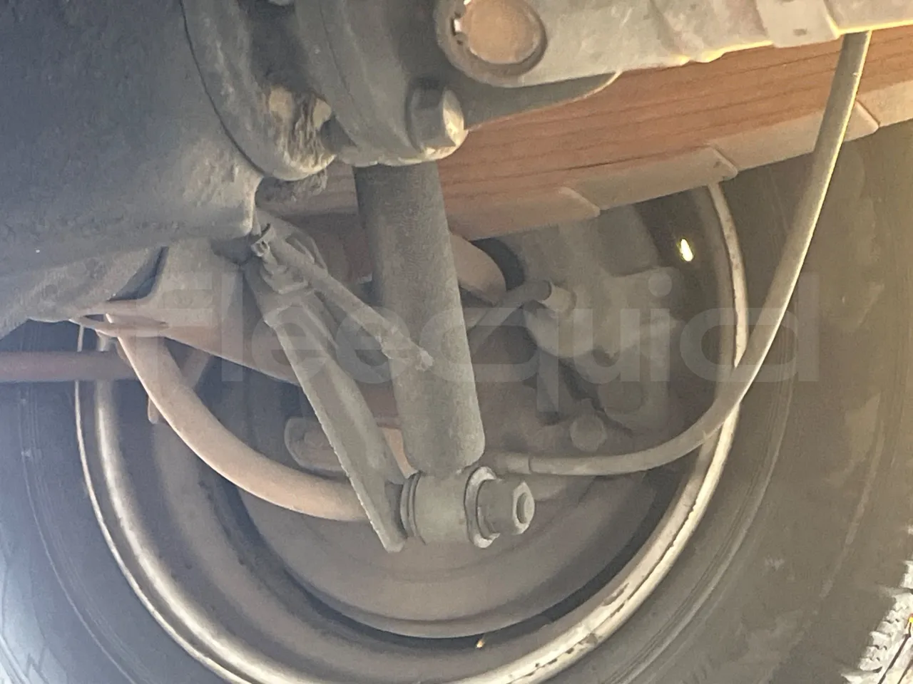 Iveco Turbo Daily A45E10 - EUR2 - 76kW - 6.880 - axle 2 caliper brakes right