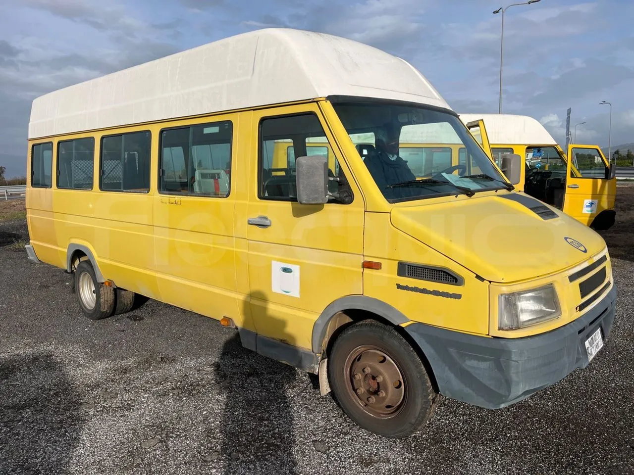 Iveco Turbo Daily A45E10 - EUR2 - 76kW - 6.880 - Base cover photo