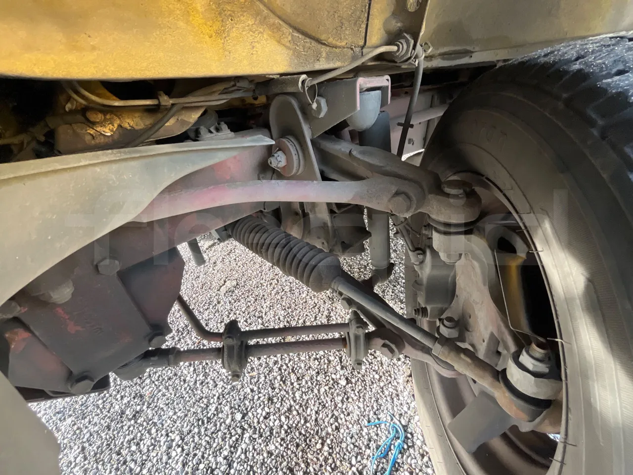 Iveco Turbo Daily A45E10 - EUR2 - 76kW - 6.880 - front air springs right