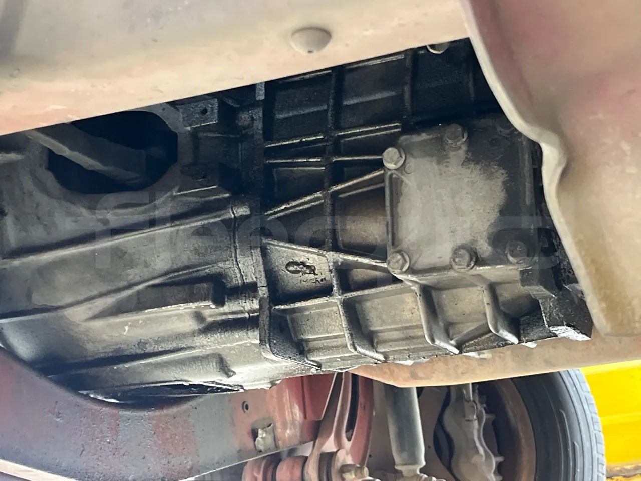 Iveco Turbo Daily A45E10 - EUR2 - 76kW - 6.880 - gearbox photo