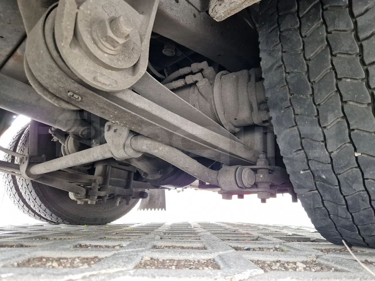 Isuzu Novo S801 - Euro5 - 140kw - 7.270mt - central axle (18m)