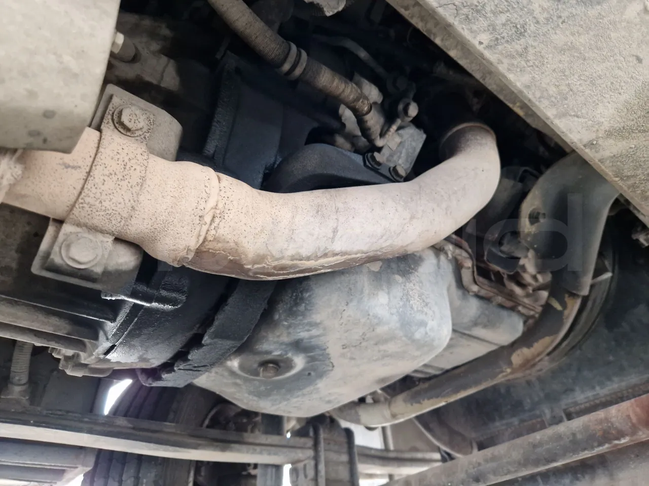Isuzu Novo S801 - Euro5 - 140kw - 7.270mt - engine without protection
