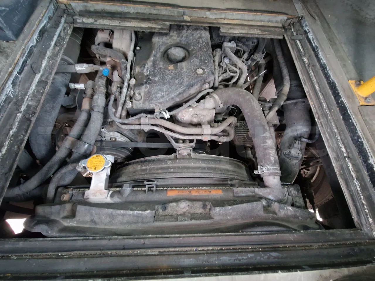 Isuzu Novo S801 - Euro5 - 140kw - 7.270mt - rear hatch open