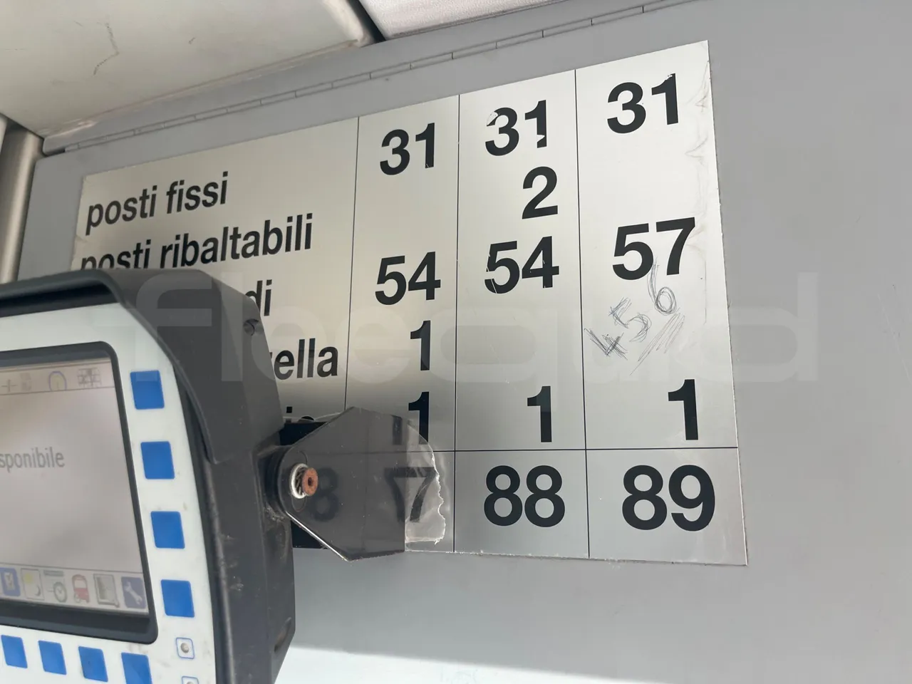 Iveco Citelis PS09D5/A/87 - Euro5 - 200kW - 11.990mt - seat plate photo