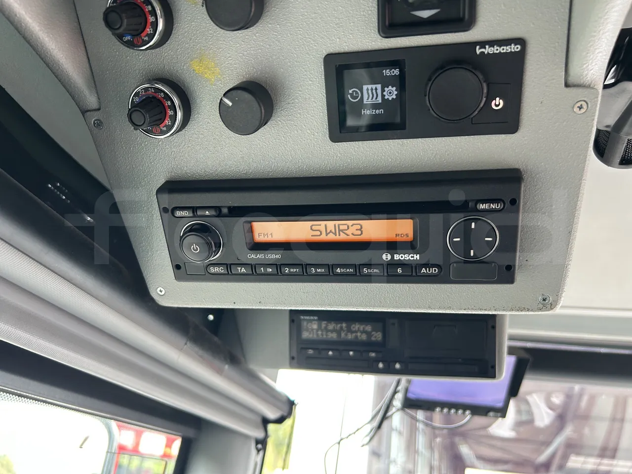 Volvo Unvi - Radio