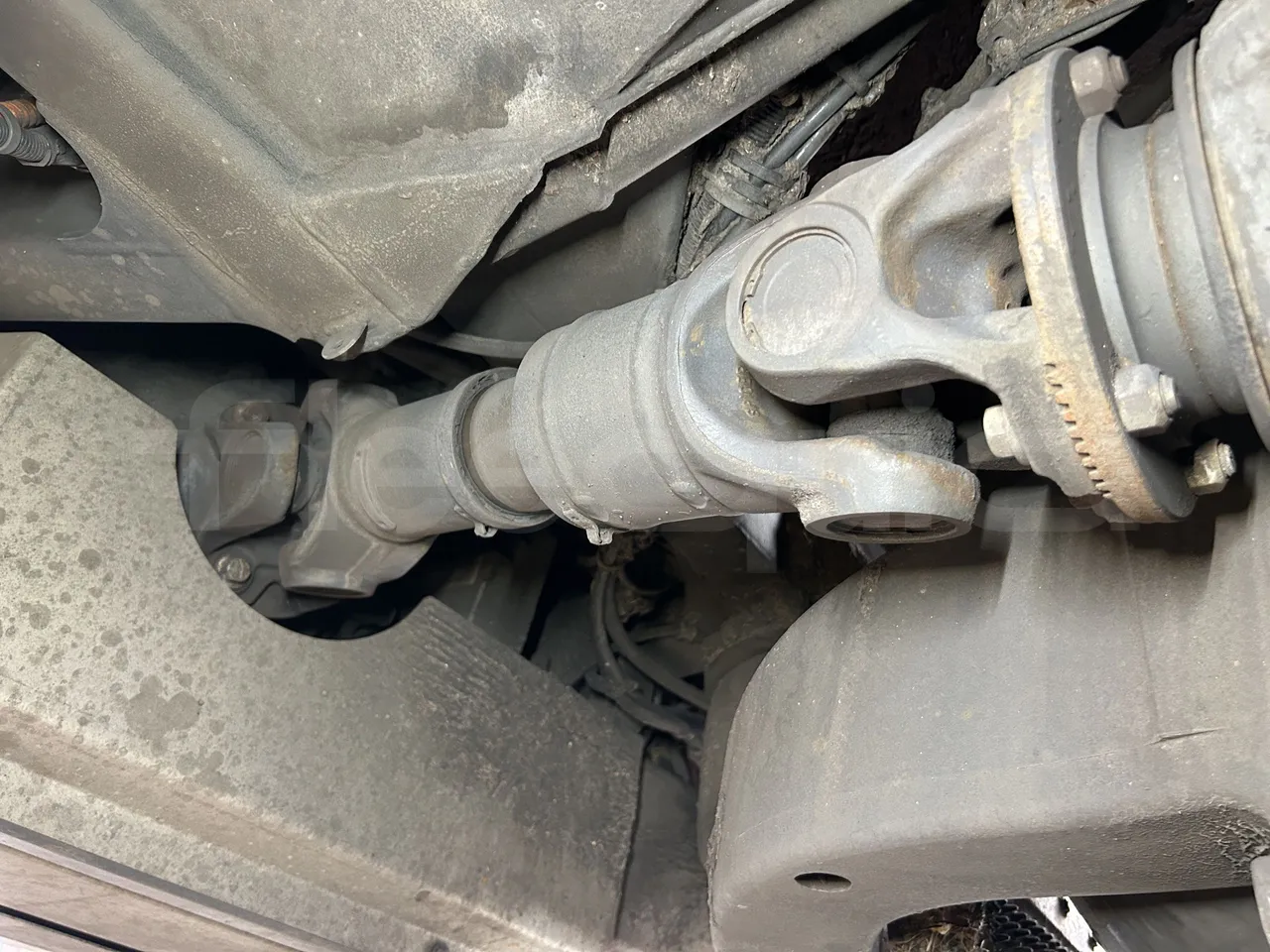 Volvo Unvi - Driveshaft