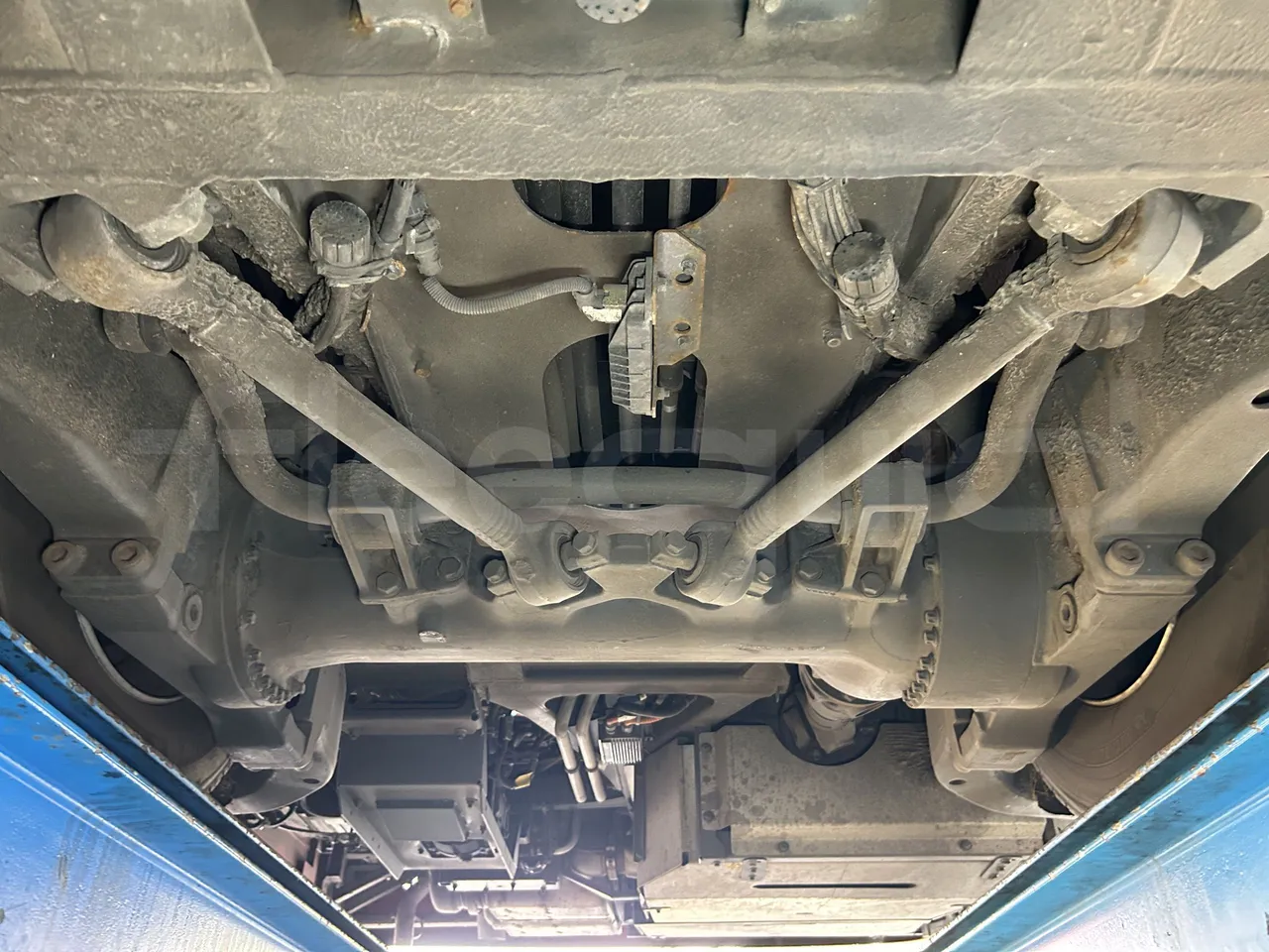 Volvo Unvi - Second Axle Central