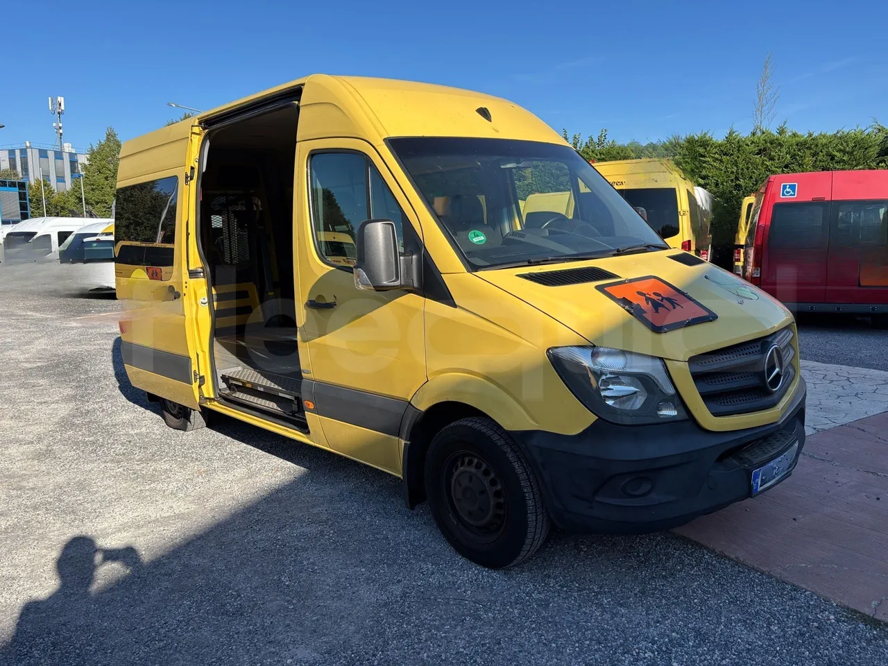 Mercedes-Benz Sprinter - Base cover photo