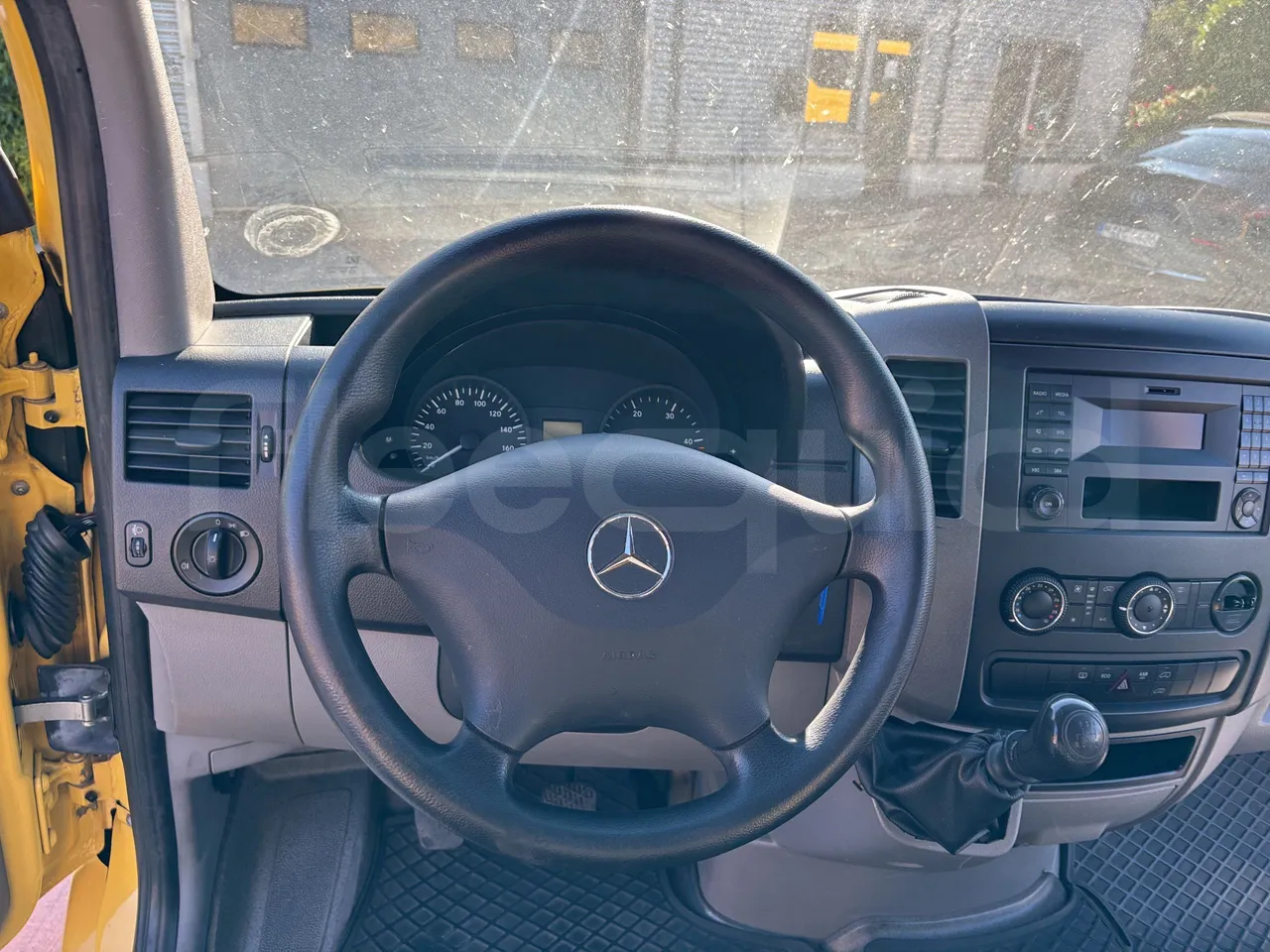 Mercedes-Benz Sprinter - Steering Wheel