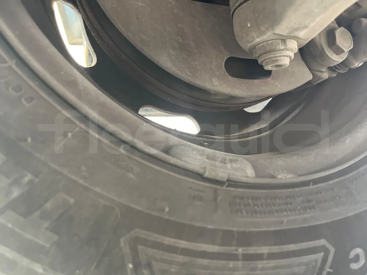 Iveco Daily 50C14N - EUR6 - 100kW - 6,048m - front discs right