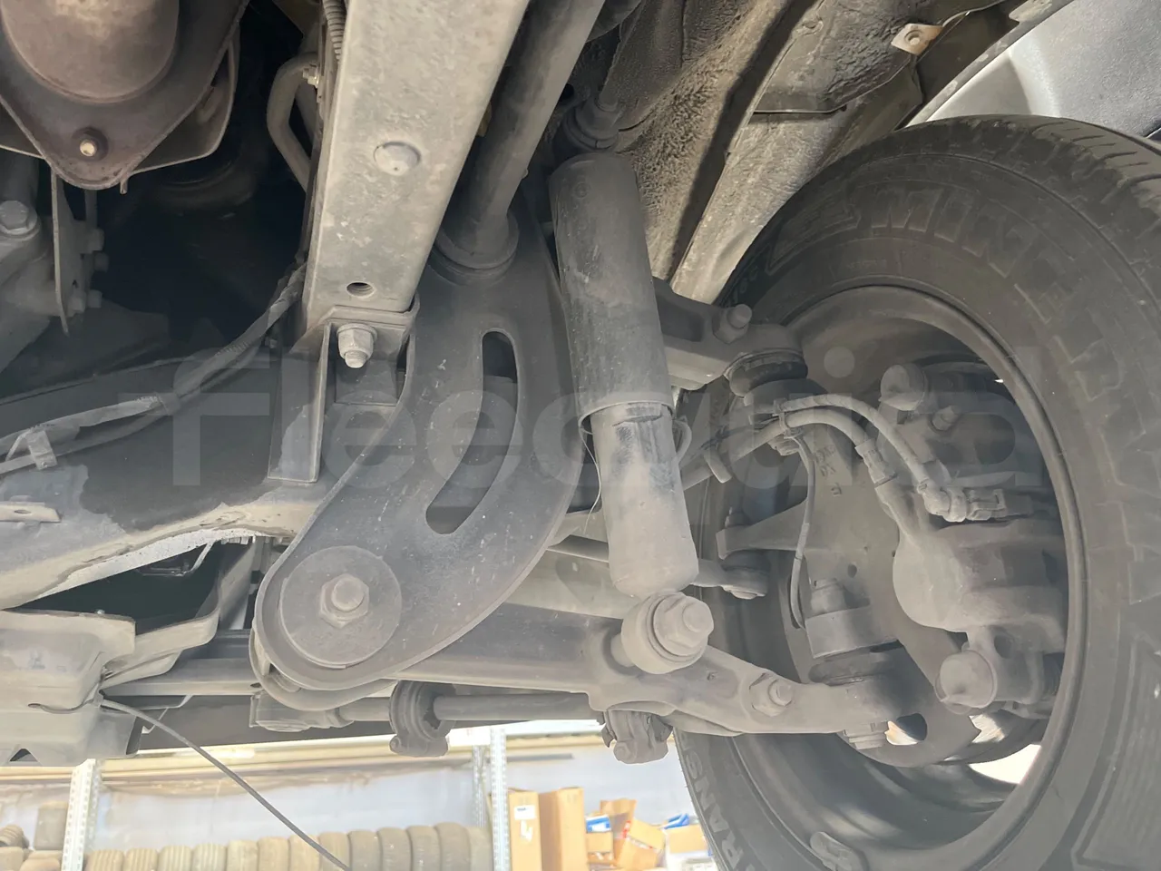 Iveco Daily 50C14N - EUR6 - 100kW - 6,048m - front shock absorbers right