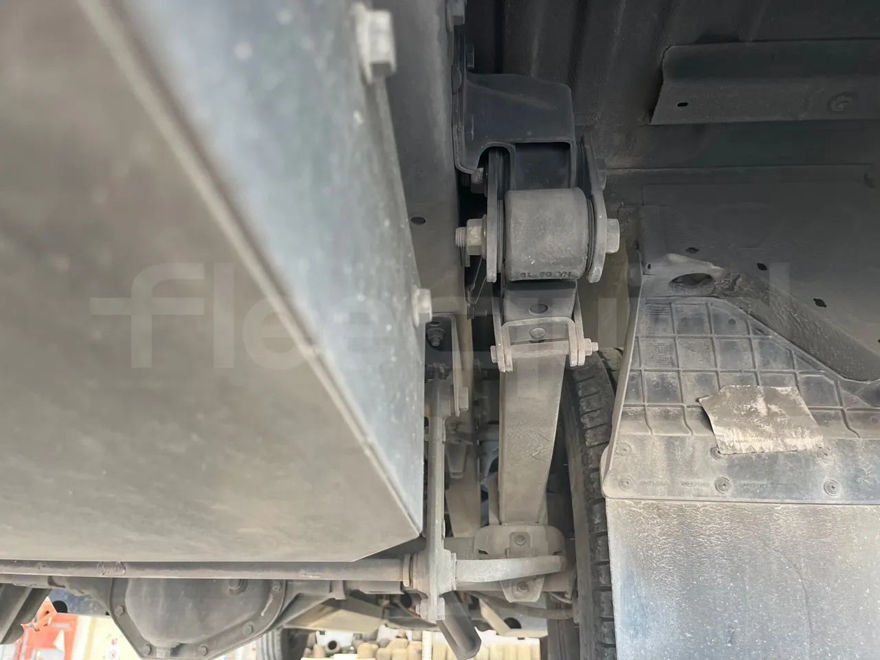 Iveco Daily 50C14N - EUR6 - 100kW - 6,048m - axel 3 leaf spring left