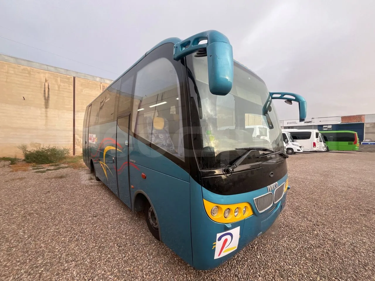 Iveco Andecar IV2 VII.4 - EUR4 - 160kW - 8.56m - Base cover photo