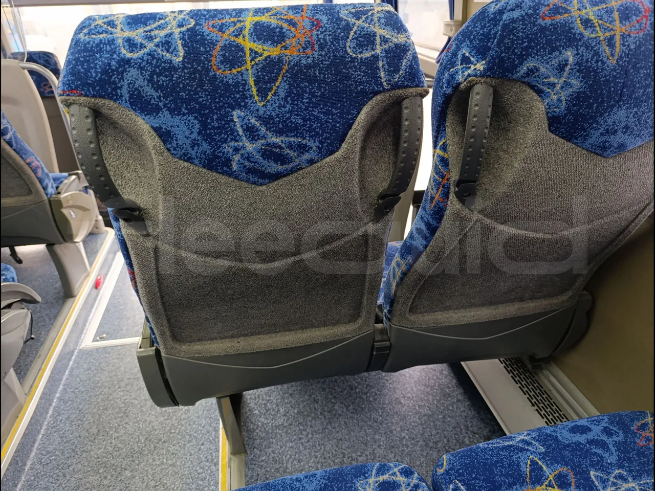 Iveco Andecar IV2 VII.4 - EUR4 - 160kW - 8.56m - mesh detail photo