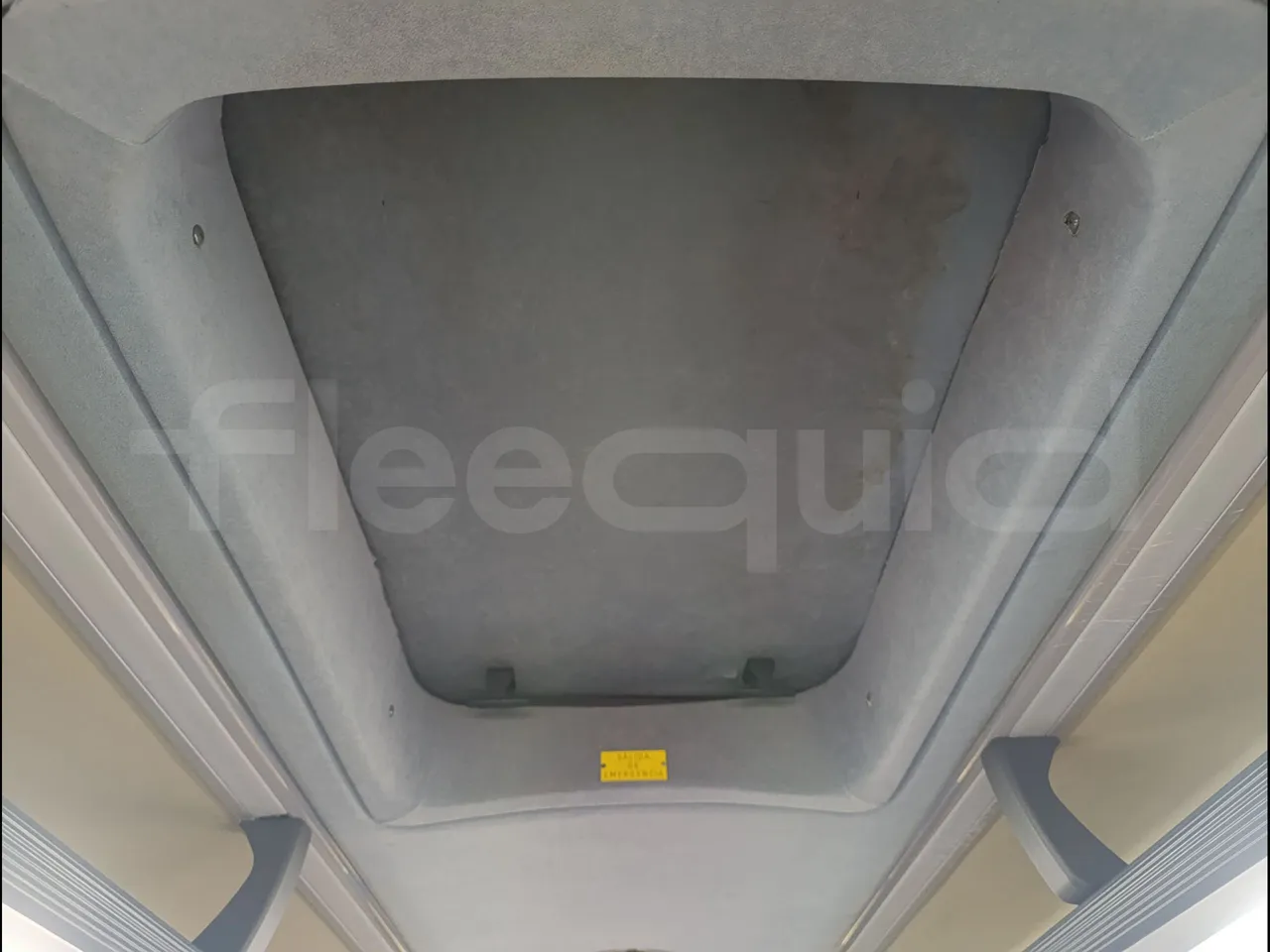 Iveco Andecar IV2 VII.4 - EUR4 - 160kW - 8.56m - roof hatch 1