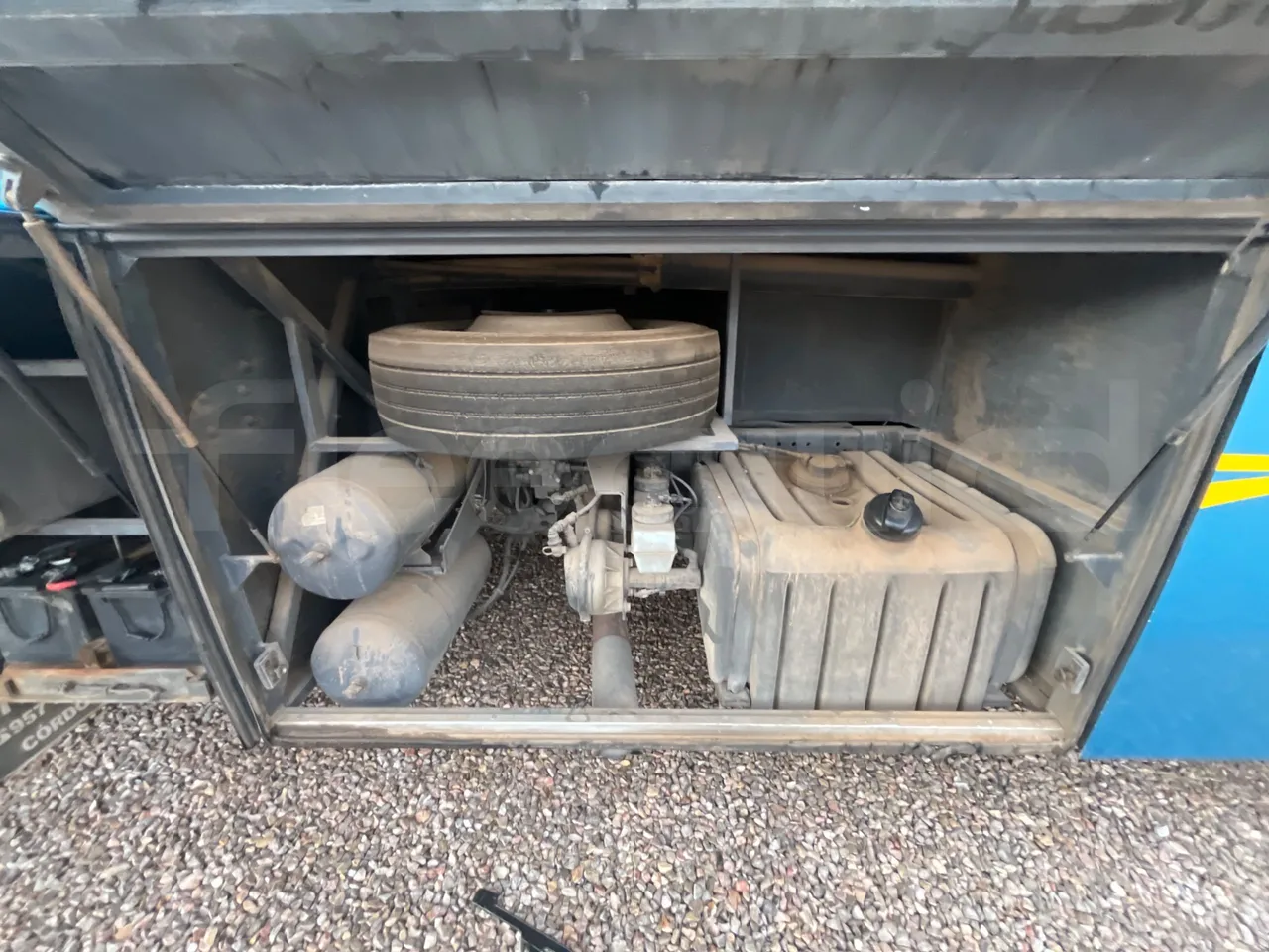 Iveco Andecar IV2 VII.4 - EUR4 - 160kW - 8.56m - spare wheel
