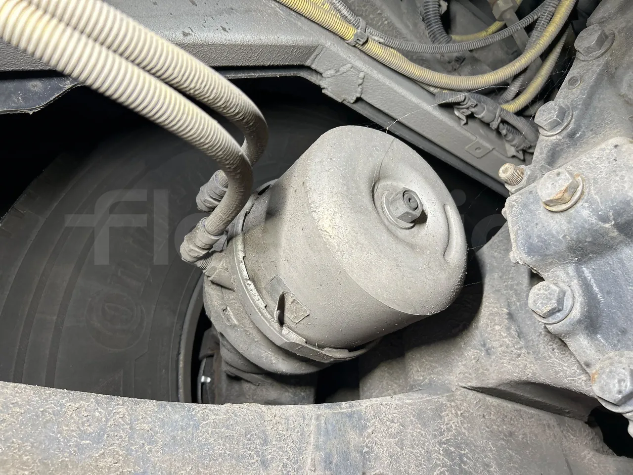 Iveco Magelys SFR2XX QC E8CN - Euro6 - 294Kw - 12,830mt - axle 2 caliper brakes left