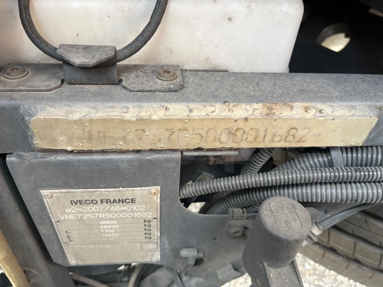 Iveco Magelys SFR2XX QC E8CN - Euro6 - 294Kw - 12,830mt - chassis VIN photo
