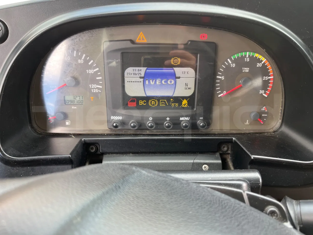 Iveco Magelys SFR2XX QC E8CN - Euro6 - 294Kw - 12,830mt - dashboard lights on