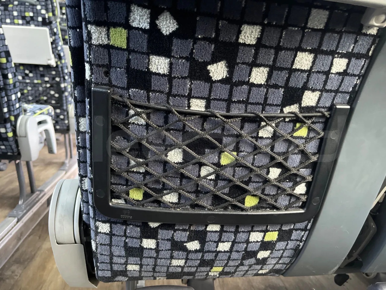 Iveco Magelys SFR2XX QC E8CN - Euro6 - 294Kw - 12,830mt - mesh detail photo