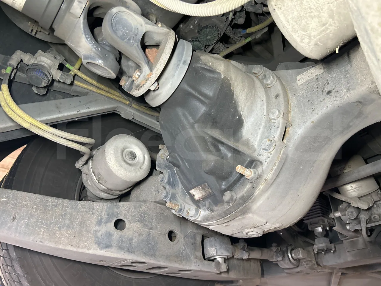 Iveco Magelys SFR2XX QC E8CN - Euro6 - 294Kw - 12,830mt - differential photo