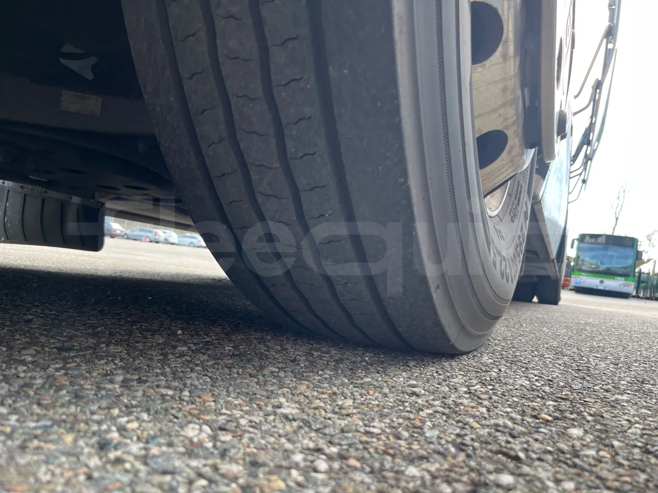 Iveco Magelys SFR2XX QC E8CN - Euro6 - 294Kw - 12,830mt - tread condition front tires right