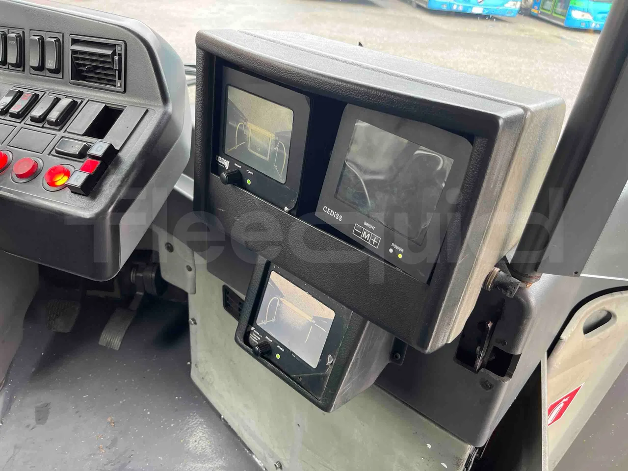 Mercedes-Benz Citaro G 0530 - EUR5 - 260kW - 17.94m - onboard devices 1