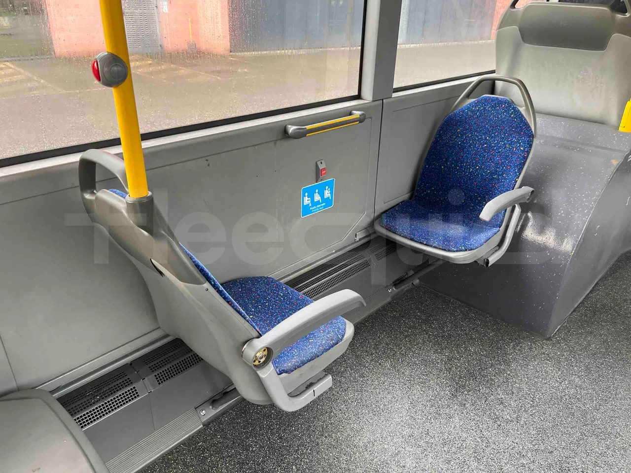 Mercedes-Benz Citaro G 0530 - EUR5 - 260kW - 17.94m - armrest detail photo