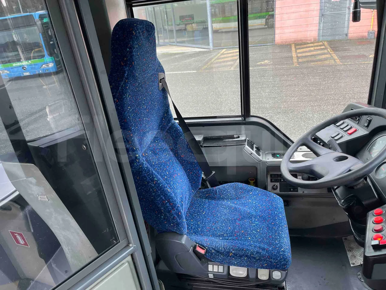 Mercedes-Benz Citaro G 0530 - EUR5 - 260kW - 17.94m - driver's seat photo