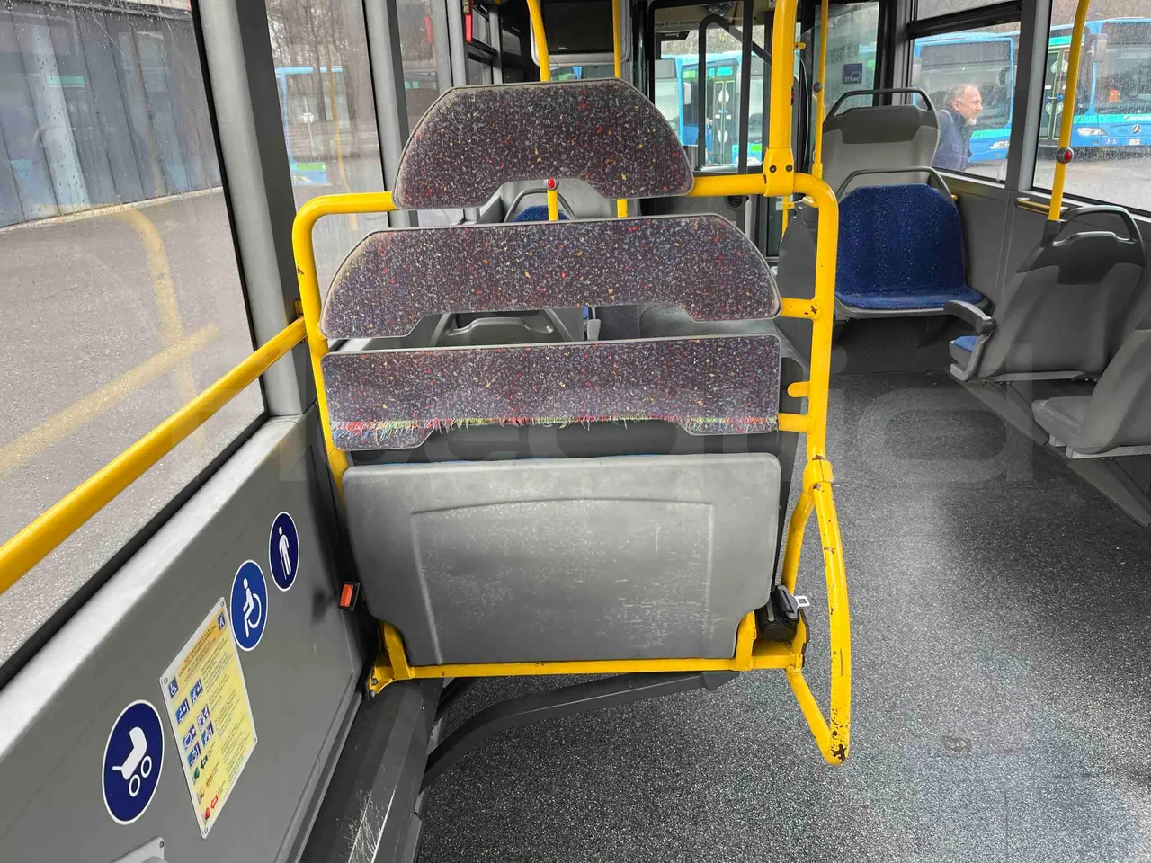 Mercedes-Benz Citaro G 0530 - EUR5 - 260kW - 17.94m - folding seat photo