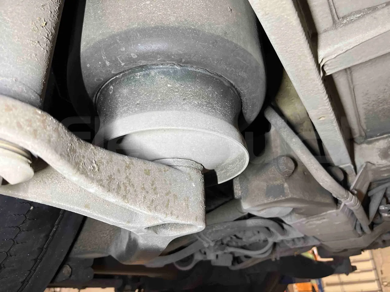 Mercedes-Benz Citaro G 0530 - EUR5 - 260kW - 17.94m - axle 3 air springs 1 right