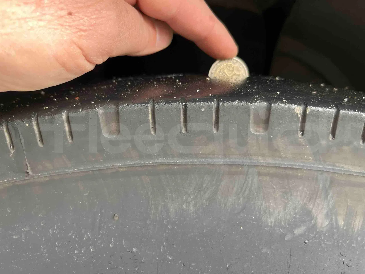 Mercedes-Benz Citaro G 0530 - EUR5 - 260kW - 17.94m - rear left tire photo