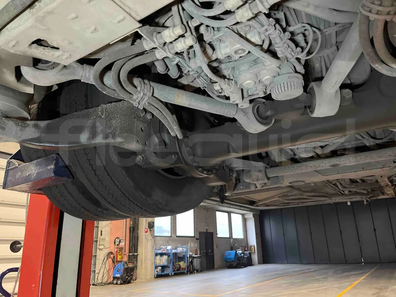 Mercedes-Benz Citaro G 0530 - EUR5 - 260kW - 17.94m - axle 3 right side