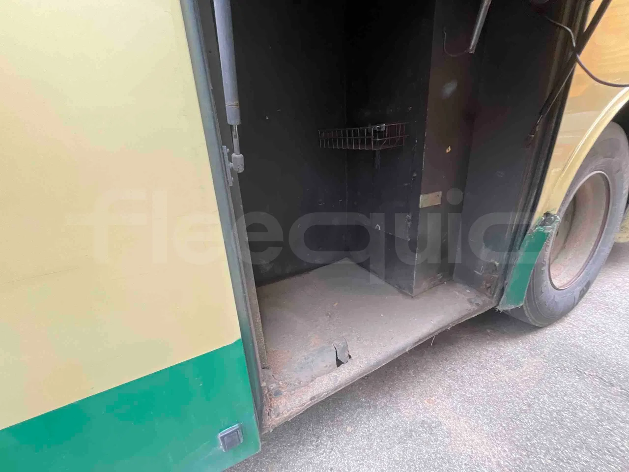 Mercedes-Benz Sideral 2000   A4RE10 - Euro5 - 260kW - 12.975mt - jack and driver keys