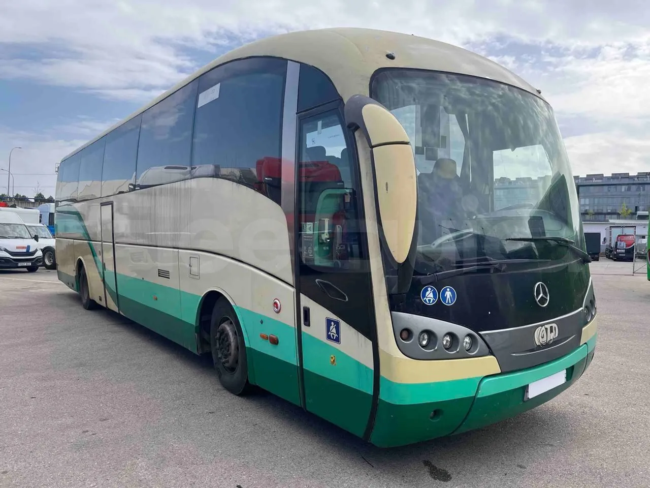 Mercedes-Benz Sideral 2000   A4RE10 - Euro5 - 260kW - 12.975mt - 3/4 front right doors