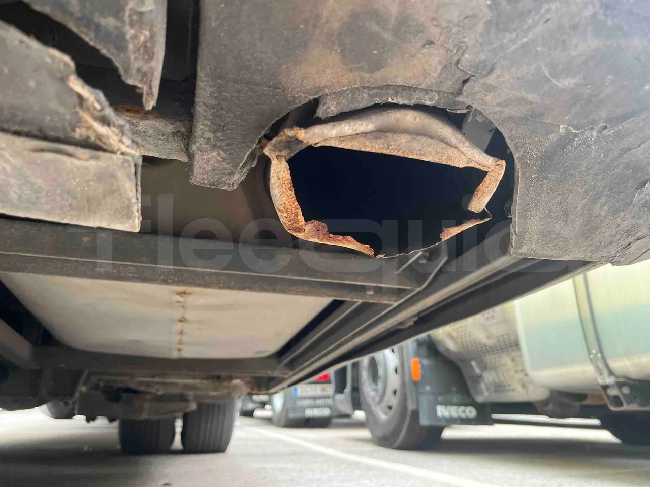 Mercedes-Benz Sideral 2000   A4RE10 - Euro5 - 260kW - 12.975mt - exhaust photo