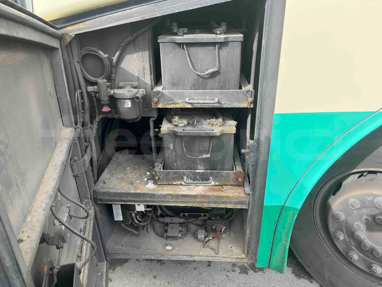 Mercedes-Benz Sideral 2000   A4RE10 - Euro5 - 260kW - 12.975mt - external compartments photo