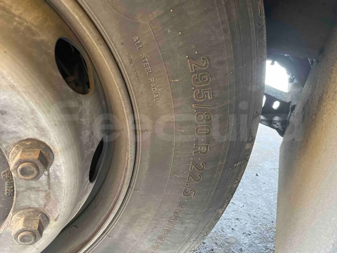 Mercedes-Benz Sideral 2000   A4RE10 - Euro5 - 260kW - 12.975mt - rear left tire photo